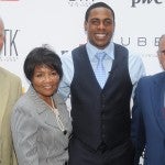 Curtis Granderson with baseball coach Mike Dee, Chancellor Paula Allen-Meares, Vice Chancellor Mark Donovan