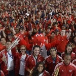 Freshmen and Sparky salute UIC