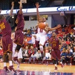 UIC Flames men's basketball vs Loyola. 11 Paris Burns