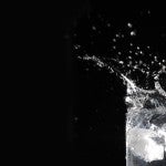 glass of water splashing