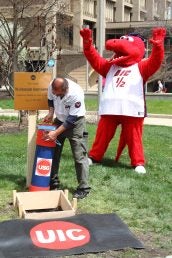 UIC USG Time Capsule; sparky