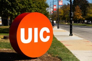 UIC circle logo on campus