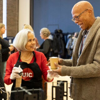 UIC faculty and staff enjoyed hot chocolate with Chancellor Marie Lynn Miranda during special events Dec. 3 and 5 at Student Center East and Student Center West.
Photos by Jenny Fontaine UIC faculty and staff enjoyed hot chocolate with Chancellor Marie Lynn Miranda during special events Dec. 3 and 5 at Student Center East and Student Center West. Photos by Jenny Fontaine